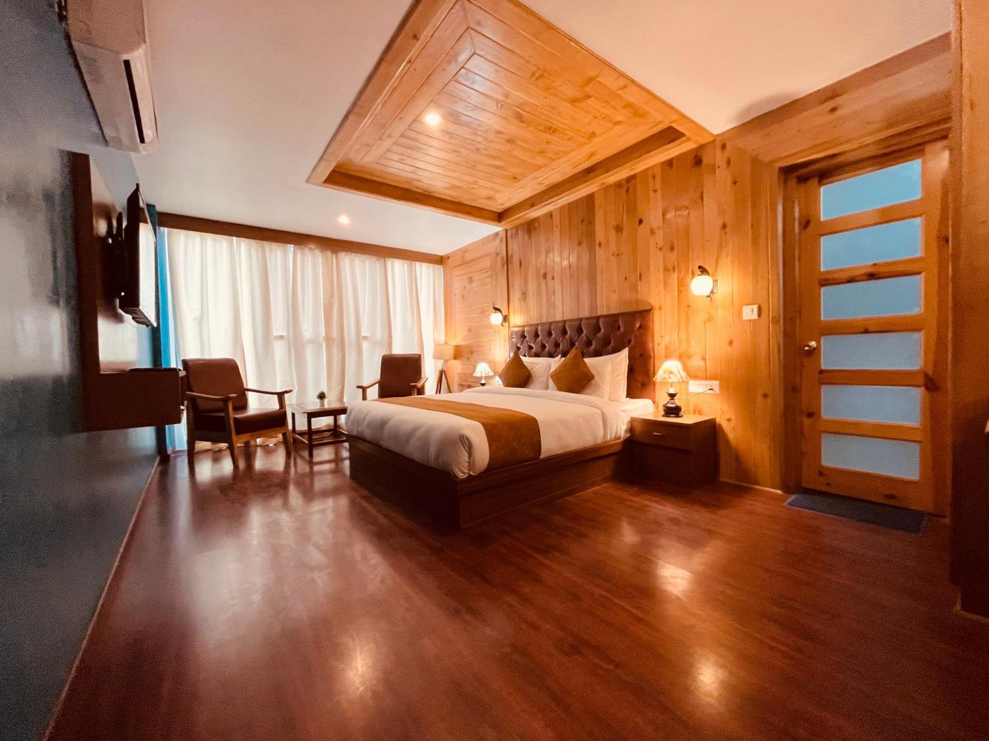 Tata Vista Resort Mall Road Manali - Centrally Heated & Air Cooled Exterior foto