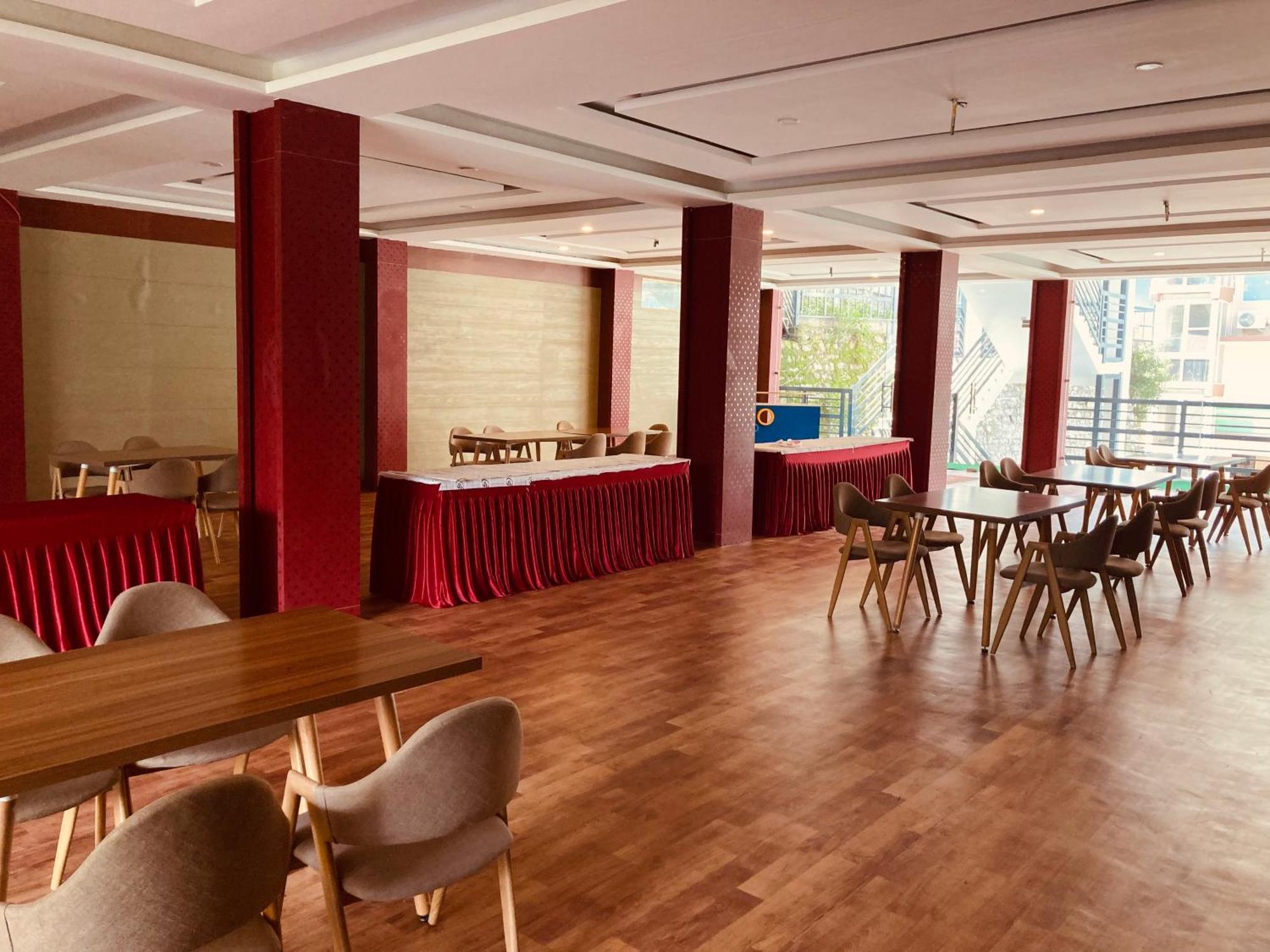 Tata Vista Resort Mall Road Manali - Centrally Heated & Air Cooled Exterior foto